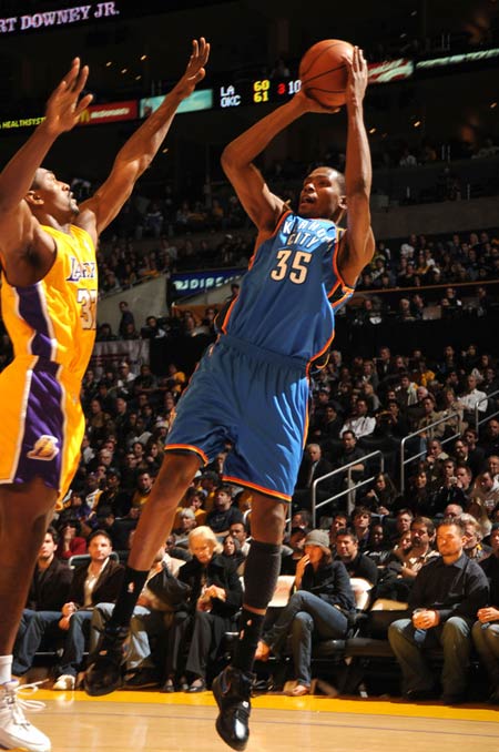 很多人在主 很多人在主