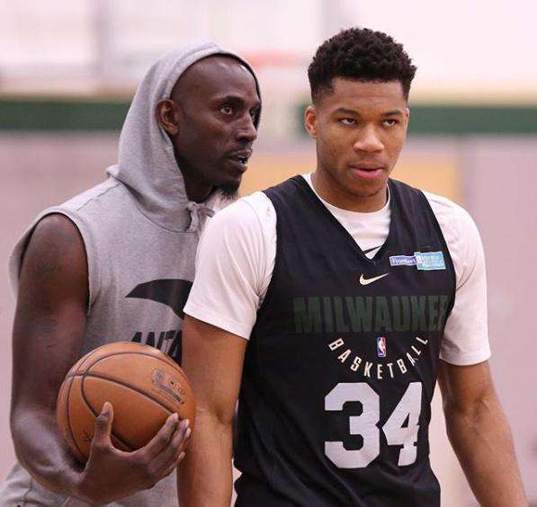 名防守球员 名防守球员