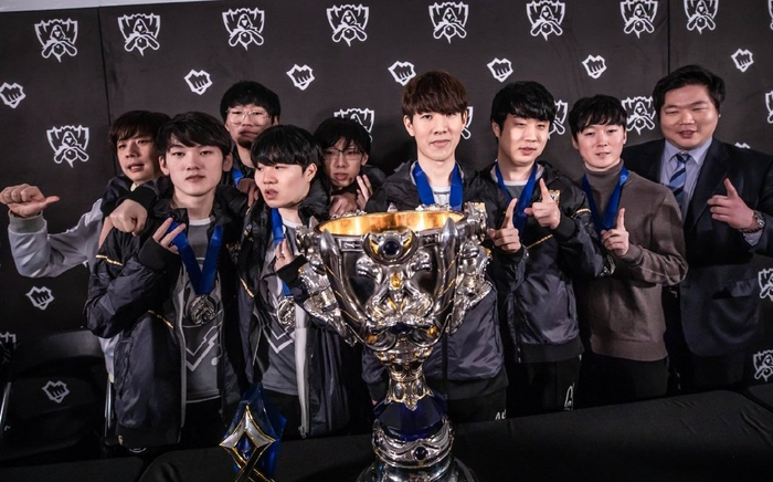 会市场中 会市场中