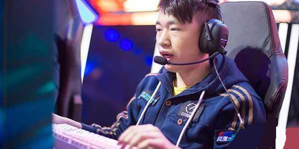 傲视群雄 傲视群雄