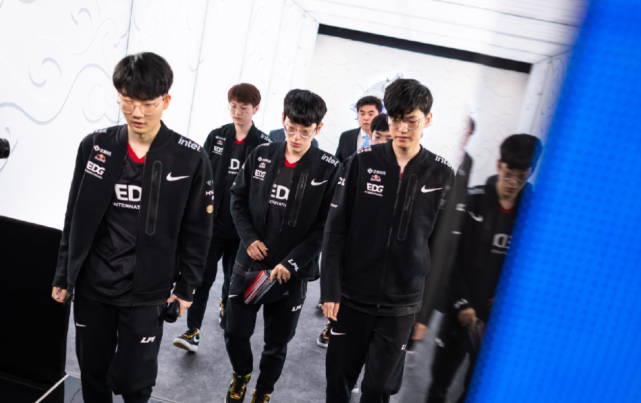 这种心理冲 这种心理冲